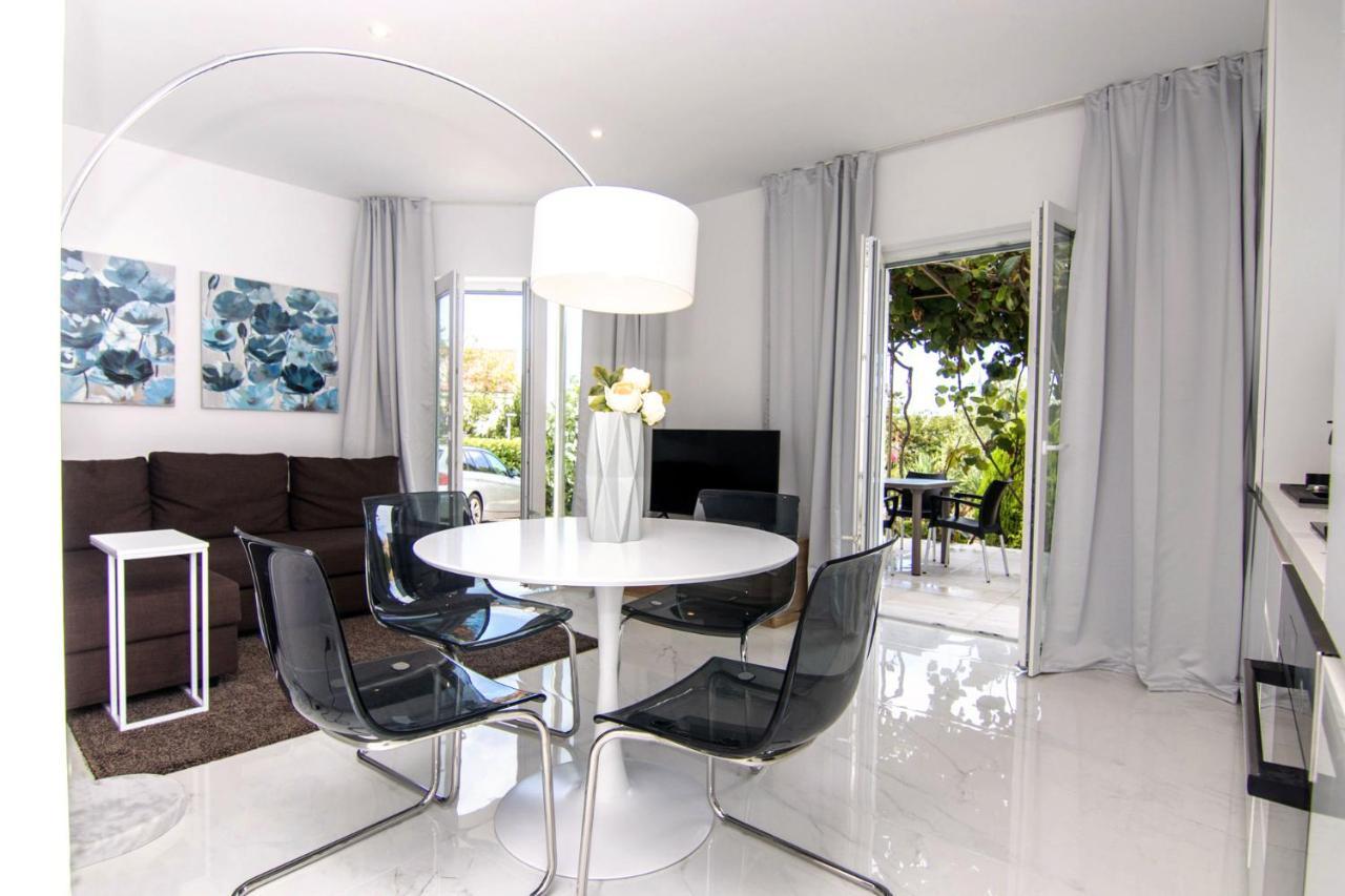 Marina Di Portapisana Luxury Private Villa Krk Town Eksteriør bilde