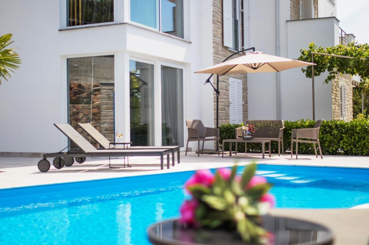 Marina Di Portapisana Luxury Private Villa Krk Town Eksteriør bilde